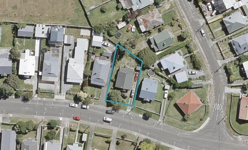 27 Elizabeth Street, Moera, Lower Hutt - Carousel 1