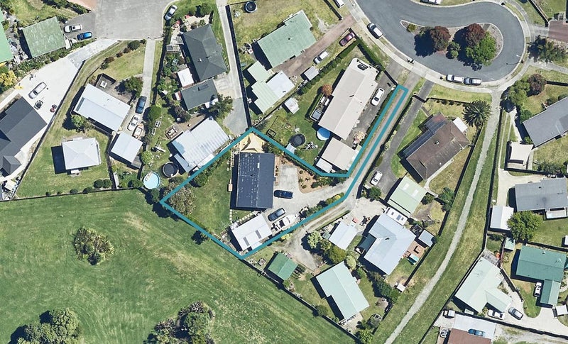 19 Emerald Place, Papamoa Beach, Papamoa - Carousel 1