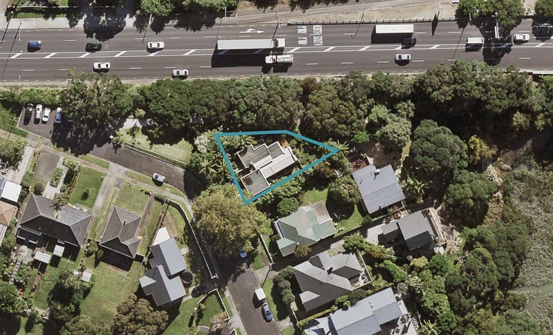 35 Waimana Avenue, Northcote Point, Auckland - Carousel 1