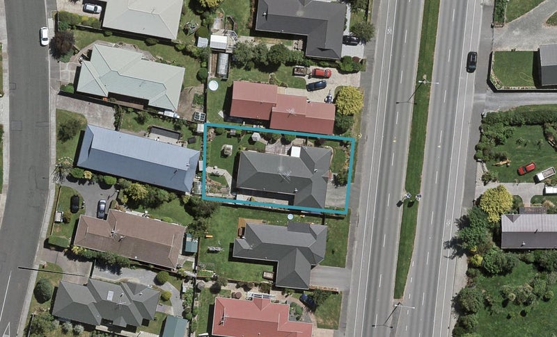 692 Queens Drive, Waikiwi, Invercargill - Carousel 1