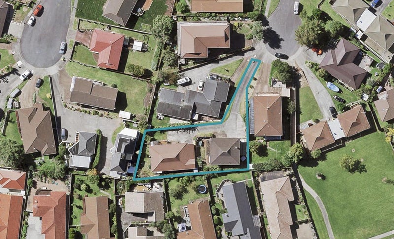 1/44 Cromdale Avenue, Highland Park, Auckland - Carousel 1