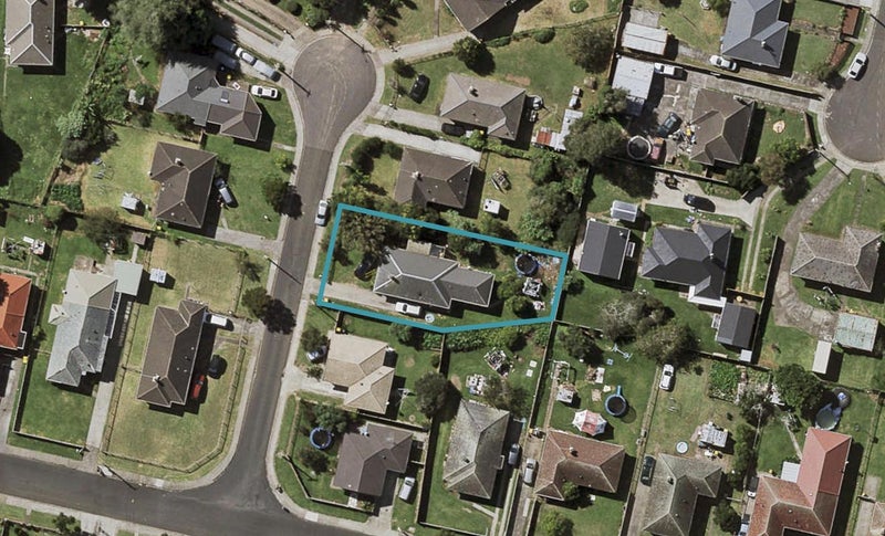 5 Craig Place, Otara, Auckland - Carousel 1