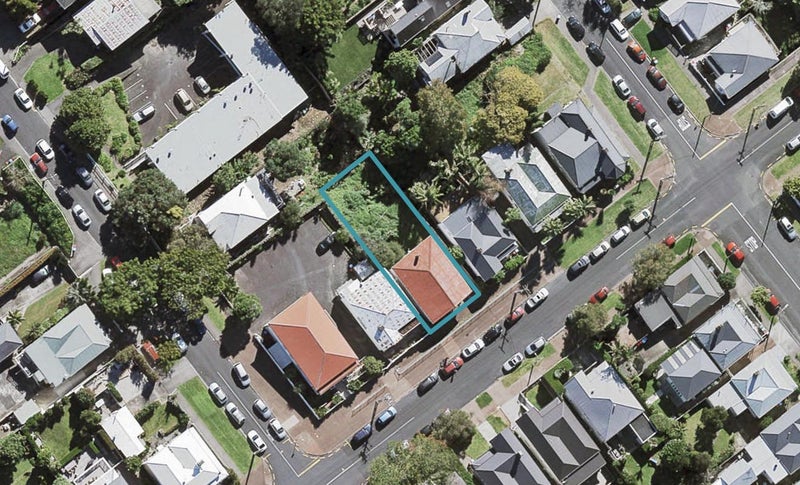 61 Crummer Road, Grey Lynn, Auckland - Carousel 1