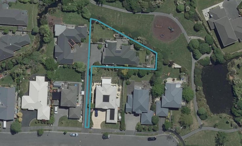 23 Aylsham Lane, Casebrook, Christchurch - Carousel 1