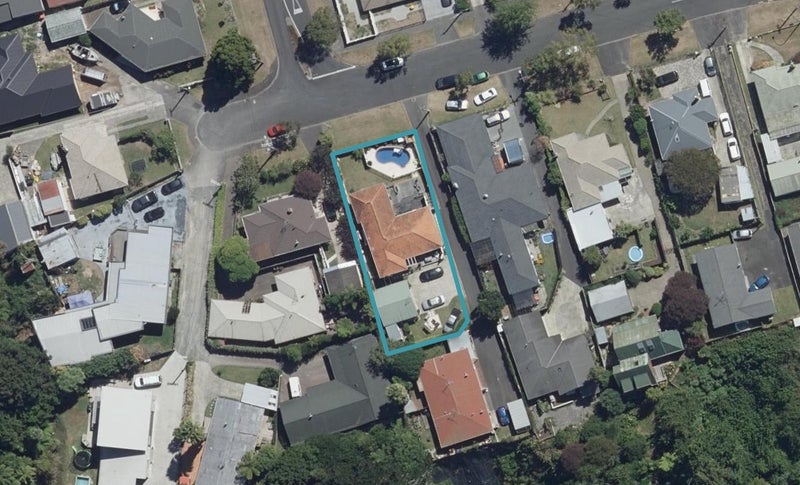 9 Darley Street, Maeroa, Hamilton - Carousel 1