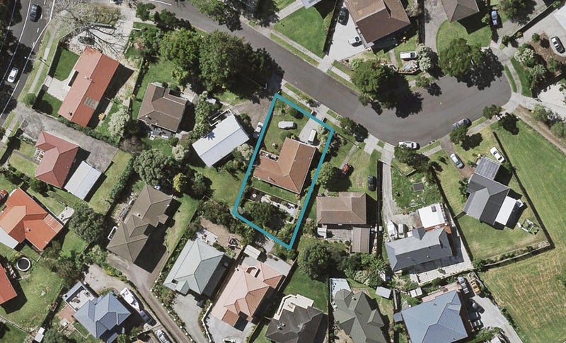7 Melia Grove, Goodwood Heights, Auckland - Carousel 1
