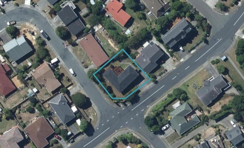 74 Tweed Road, Papakowhai, Porirua - Carousel 1