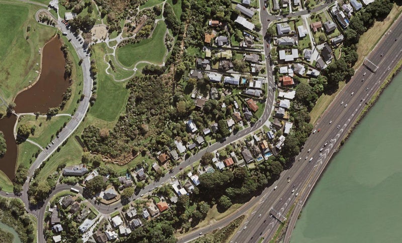 34A Sylvan Avenue, Northcote, Auckland - Carousel 1