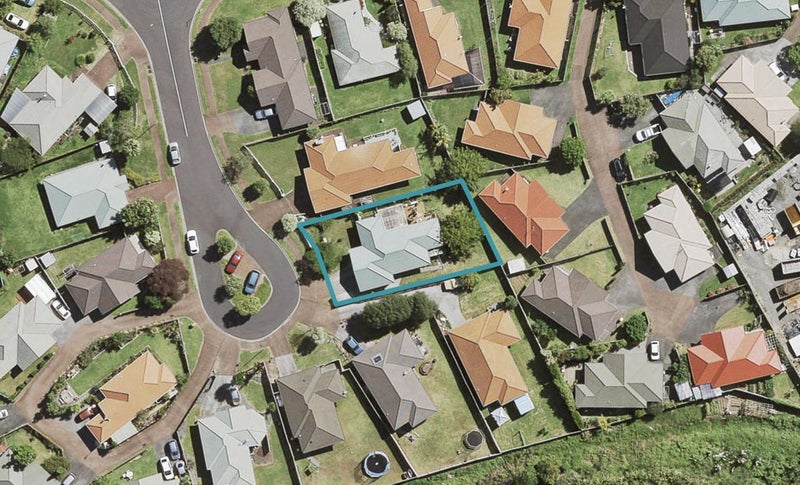 6 Diana Place, Ranui, Auckland - Carousel 1
