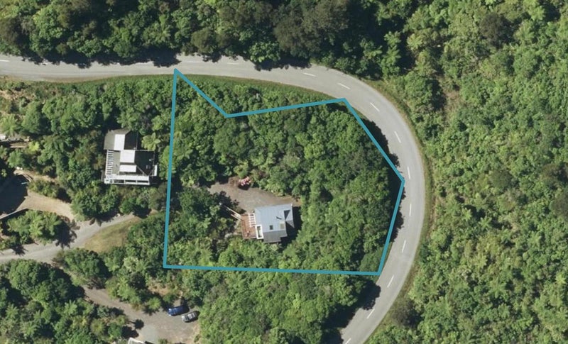 2393 Queen Charlotte Drive, Ngakuta Bay - Carousel 1