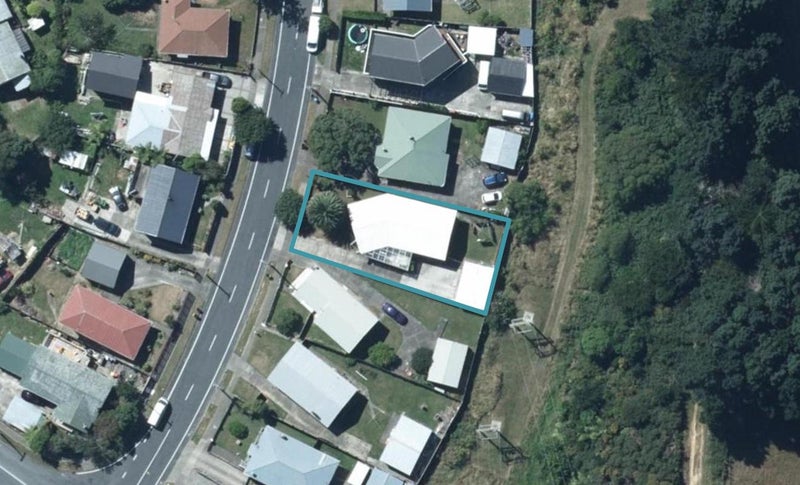 100 Driver Crescent, Cannons Creek, Porirua - Carousel 1
