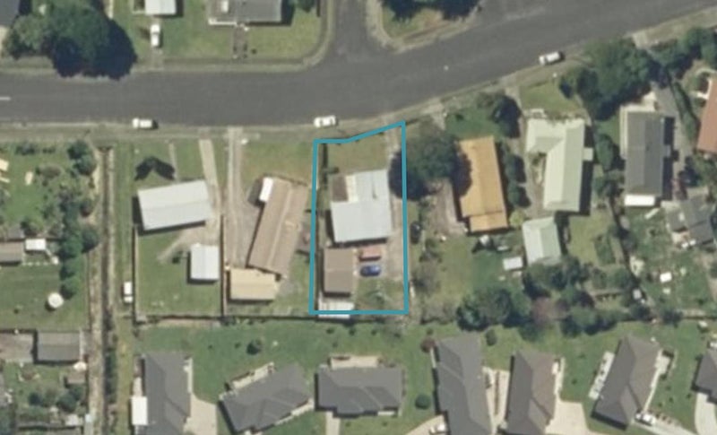 6 Leonard Street, Ngatea, Ngatea - Carousel 1