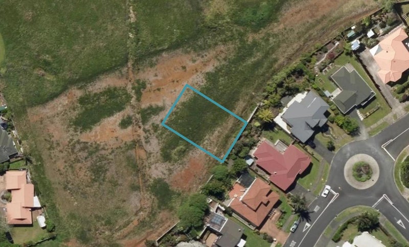 5 Torrey Pines Rise, Kamo, Whangarei - Carousel 1
