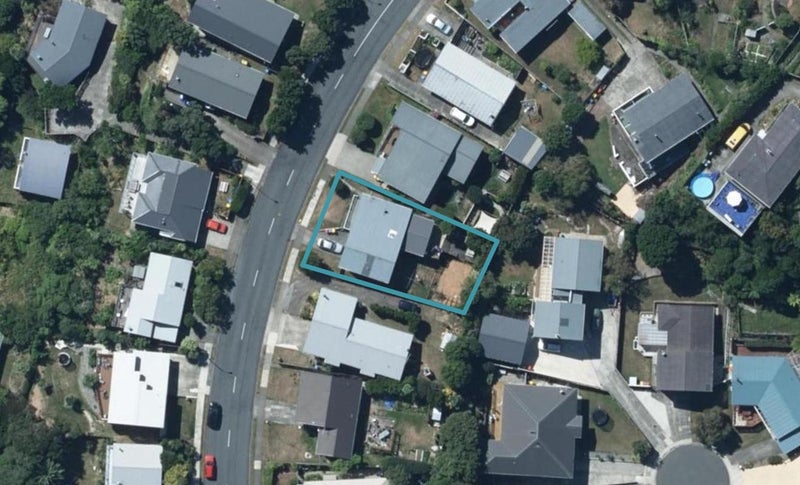 12 Eskdale Road, Papakowhai, Porirua - Carousel 1