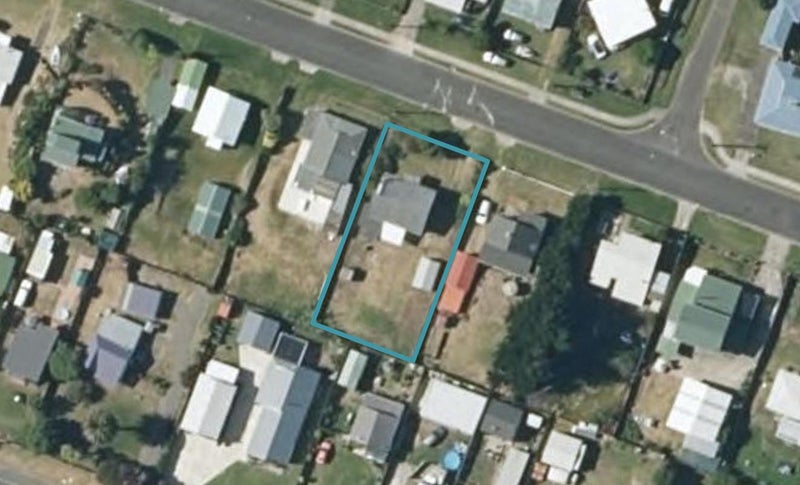 14 Pratt Avenue, Foxton Beach, Foxton - Carousel 1