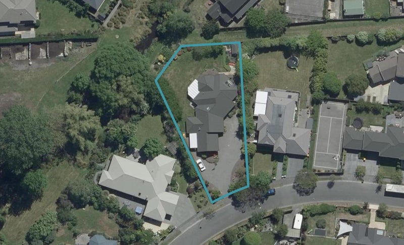 6 Smacks Close, Harewood, Christchurch - Carousel 1