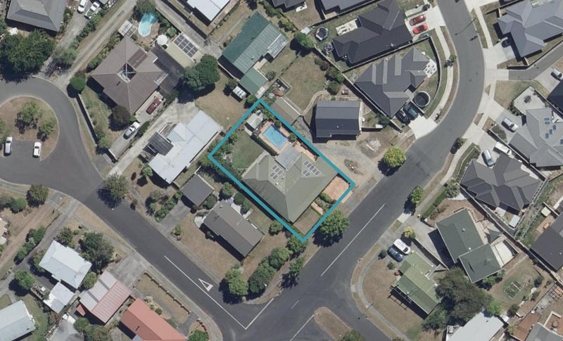 27 Tupelo Street, Pukete, Hamilton - Carousel 1