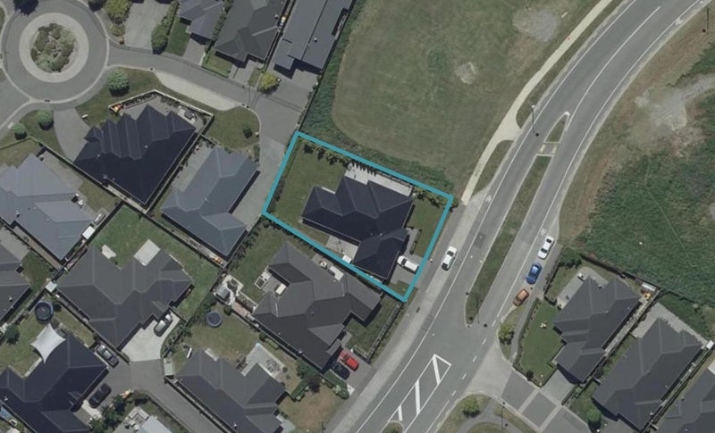 31 Jarnac Boulevard, Yaldhurst, Christchurch - Carousel 1