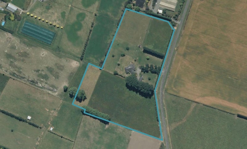 82 Barnes Road, Christchurch - Carousel 1