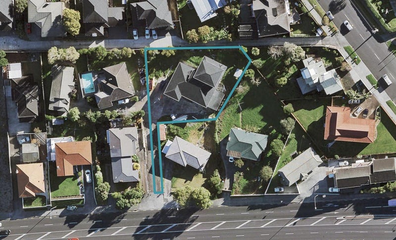 90 Tiverton Road, New Windsor, Auckland - Carousel 1