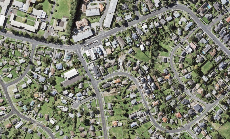 8 Inglewood Street, Wai o Taiki Bay, Auckland - Carousel 1