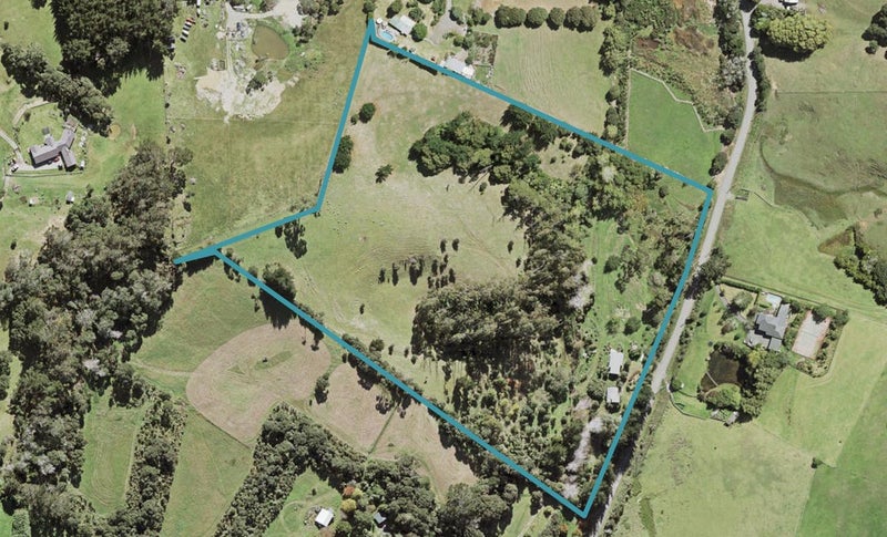 4/2 Kauri Crescent, WAIMAUKU, KUMEU - Carousel 1