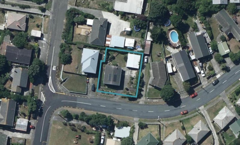 164 Dimock Street, Titahi Bay, Porirua - Carousel 1