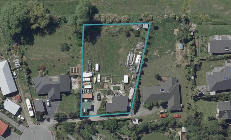 12 Cooks Lane, Heathcote Valley, Christchurch - Carousel 1