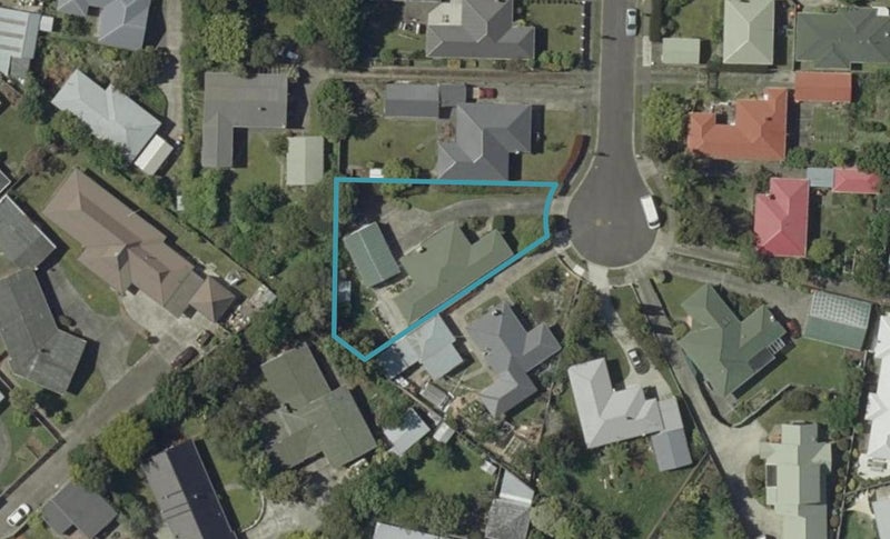 10 Eton Place, Terrace End, Palmerston North - Carousel 1