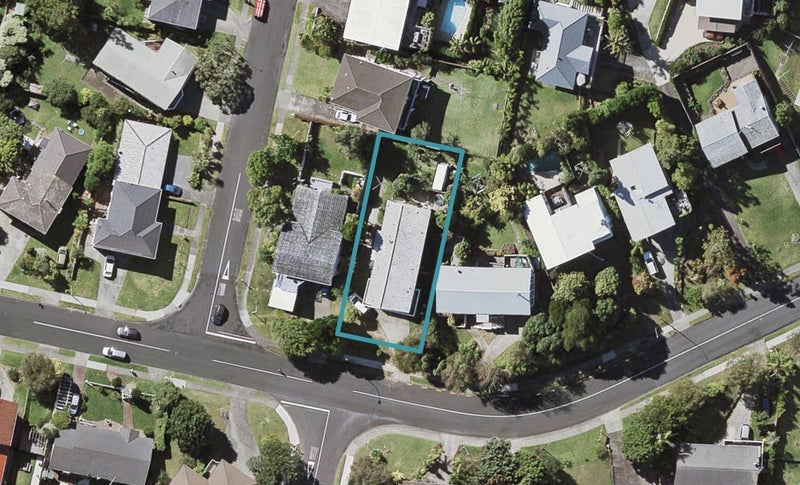 47 Richards Avenue, Forrest Hill, Auckland - Carousel 1