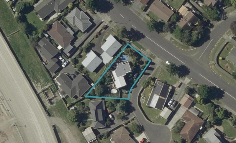 140 Amberley Avenue, Highbury, Palmerston North - Carousel 1