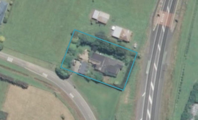 2 Gleeson Road, Manakau, Levin - Carousel 1