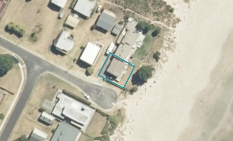 112C Hinemoa Street, Whangamata, Whangamatā - Carousel 1