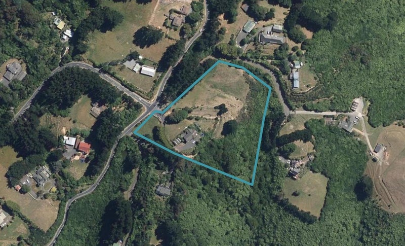 270 Normandale Road, Normandale, Lower Hutt - Carousel 1