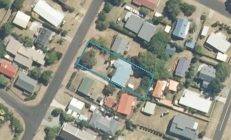112 Hauturu Street, Whangamata, Whangamatā - Carousel 1