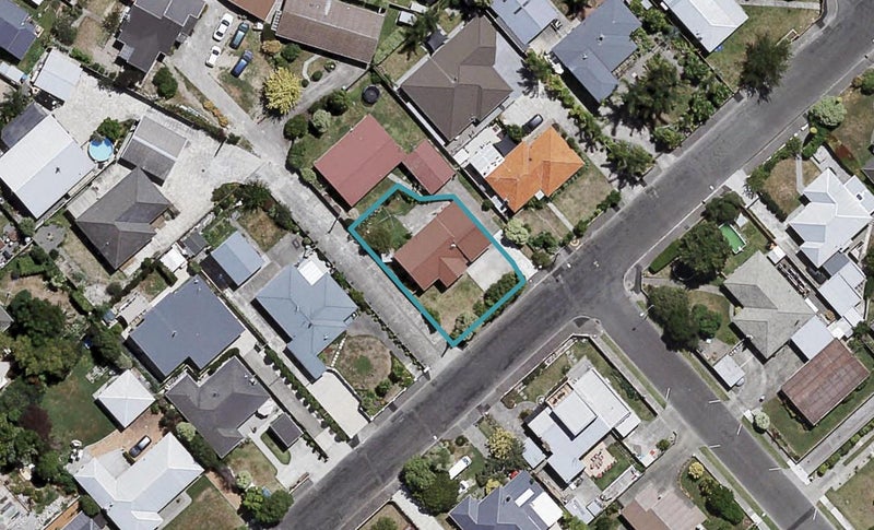 13 Anzac Avenue, Onekawa, Napier - Carousel 1