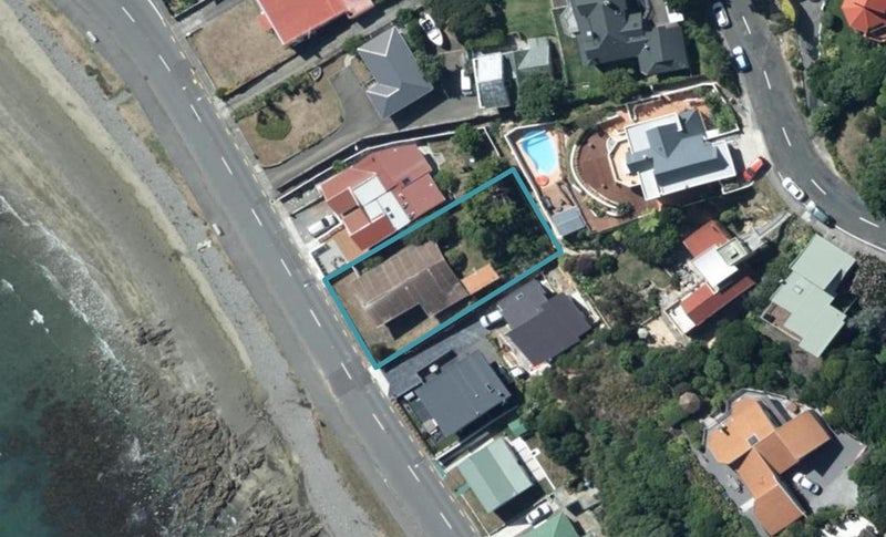 39 Moana Road, Plimmerton, Porirua - Carousel 1