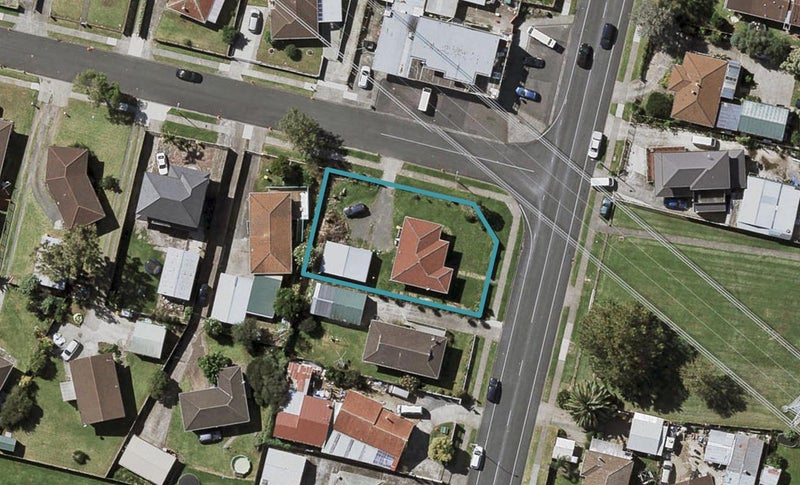 33 Othello Drive, Clover Park, Auckland - Carousel 1