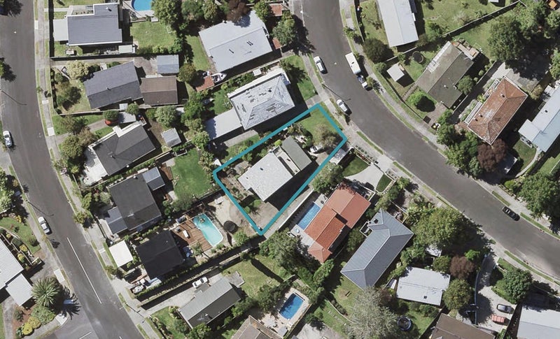 1/17 Hawkins Street, Meadowbank, Auckland - Carousel 1