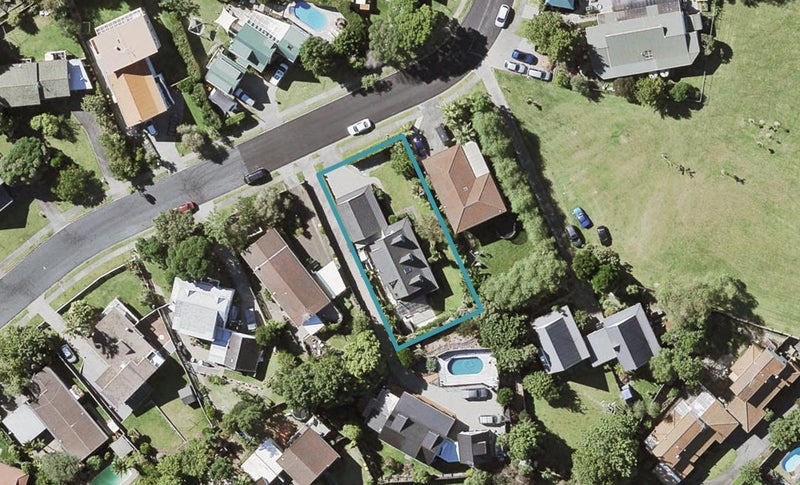 9 Palliser Lane, Browns Bay, Auckland - Carousel 1