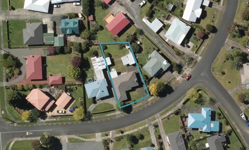 5 Otuhiwai Crescent, Tikipunga, Whangarei - Carousel 1