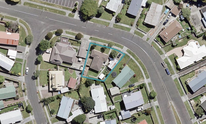 15 Turon Crescent, Totara Park, Upper Hutt - Carousel 1