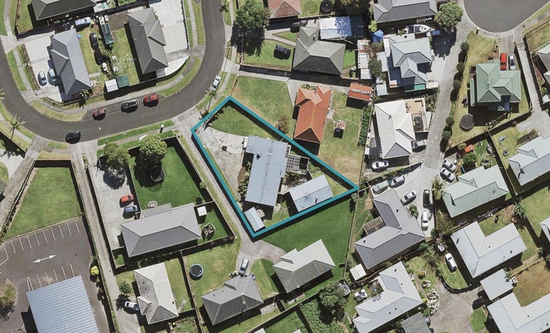 39 Tua Place, Favona, Auckland - Carousel 1