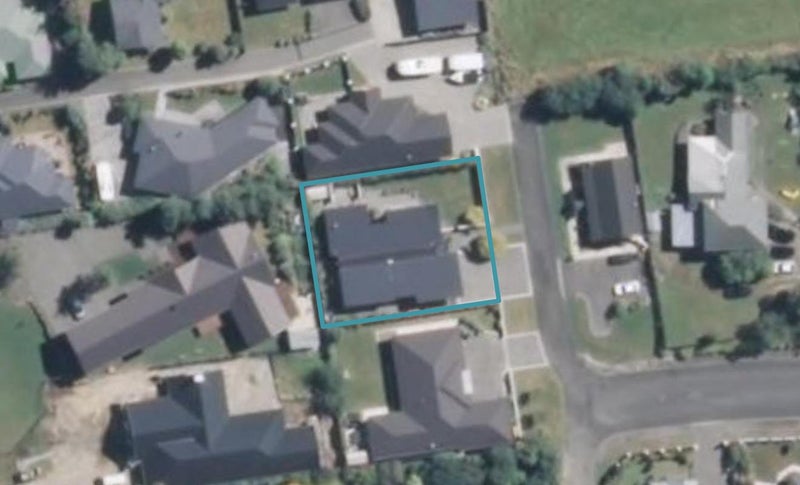 4 Edinburgh Street, Gleniti, Timaru - Carousel 1