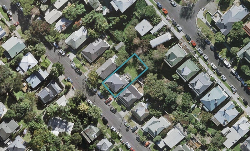 11 Alexander Street, Kingsland, Auckland - Carousel 1