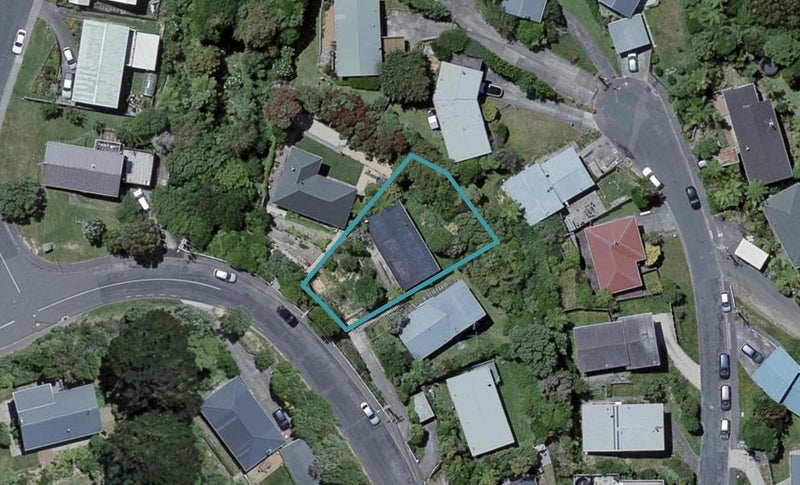 87 Ruskin Road, Newlands, Wellington - Carousel 1
