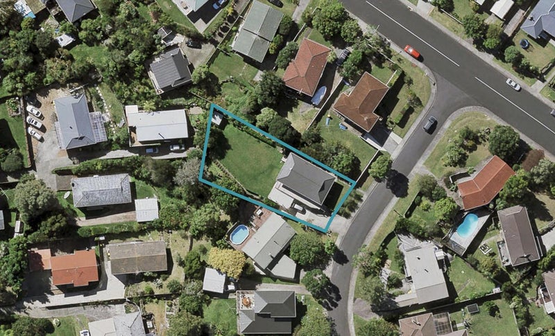 3 Cassia Place, Sunnynook, Auckland - Carousel 1