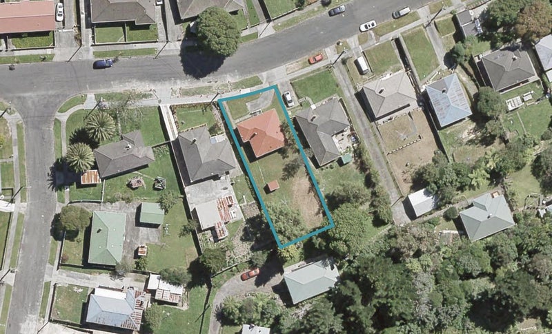 15 Delaney Drive, Stokes Valley, Lower Hutt - Carousel 1