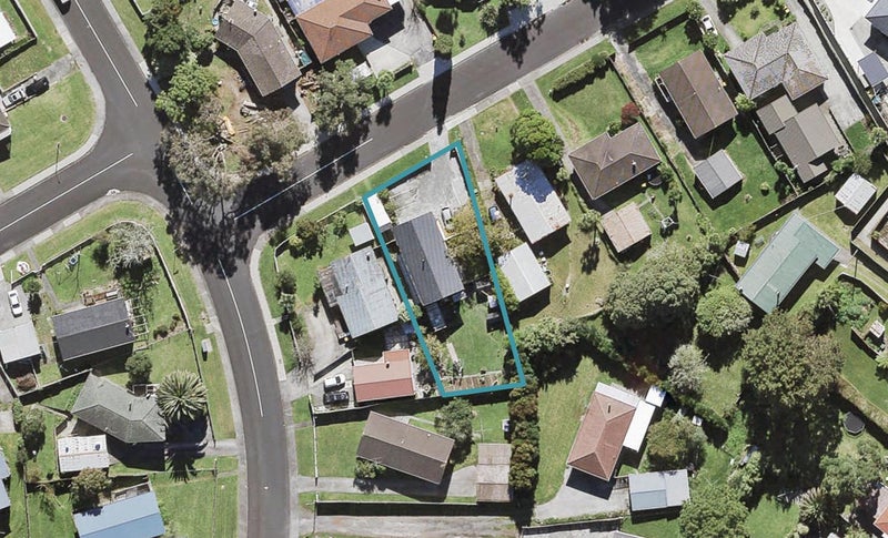 3 Barnfield Place, Glendene, Auckland - Carousel 1