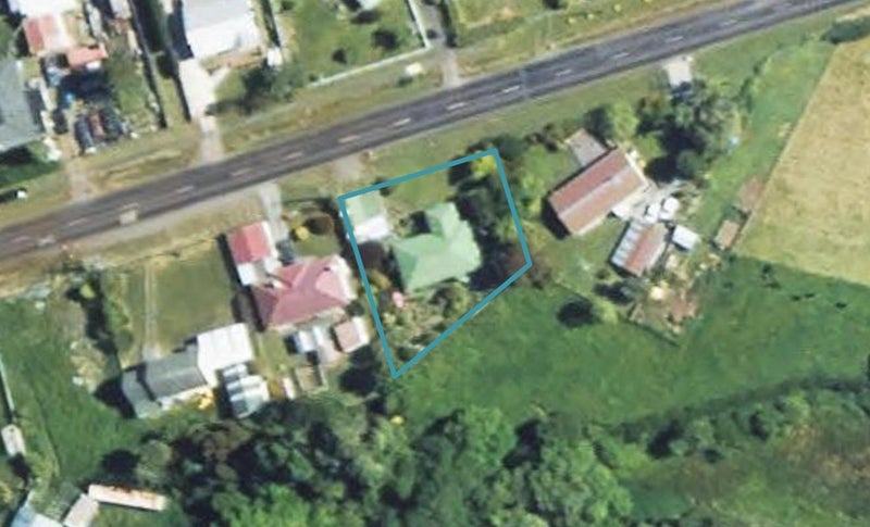 18 Beaconsfield Road, Midhirst, Stratford - Carousel 1